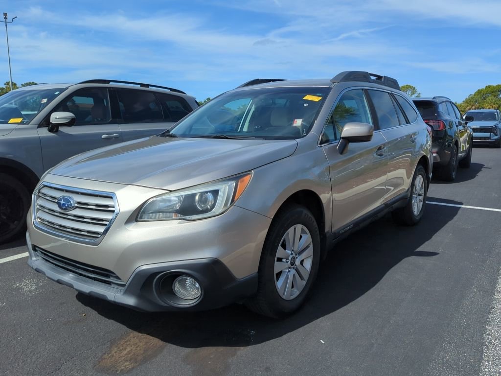 Used 2017 Subaru Outback 2.5i Premium image 3