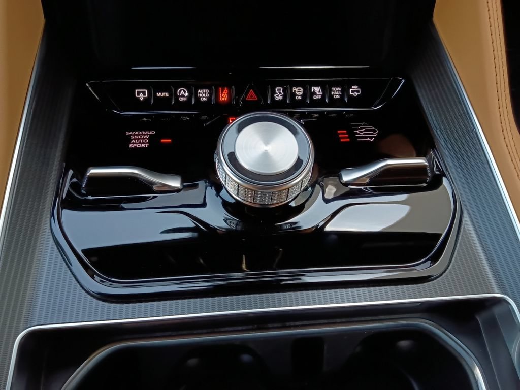 New 2026 Jeep Grand Wagoneer Summit AWD/4WD image 10