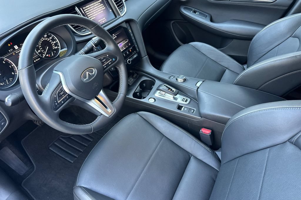 Used 2025 INFINITI QX55 Essential AWD/4WD image 10