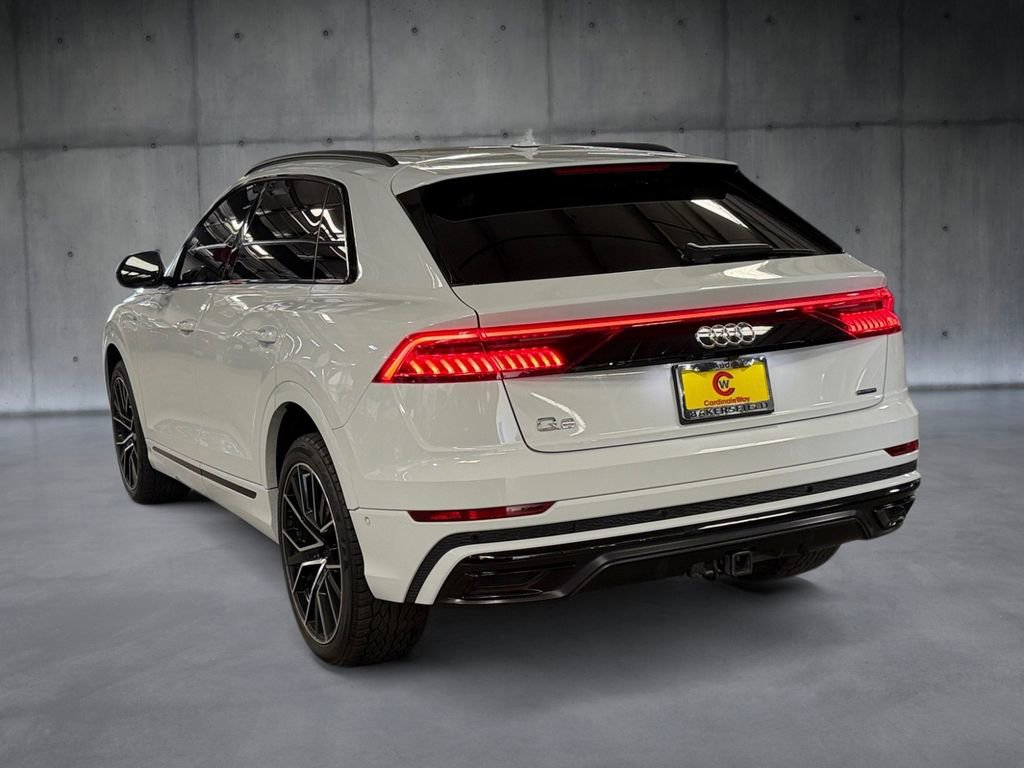 Used 2020 Audi Q8 Premium Plus w/ Premium Plus Package AWD/4WD image 3