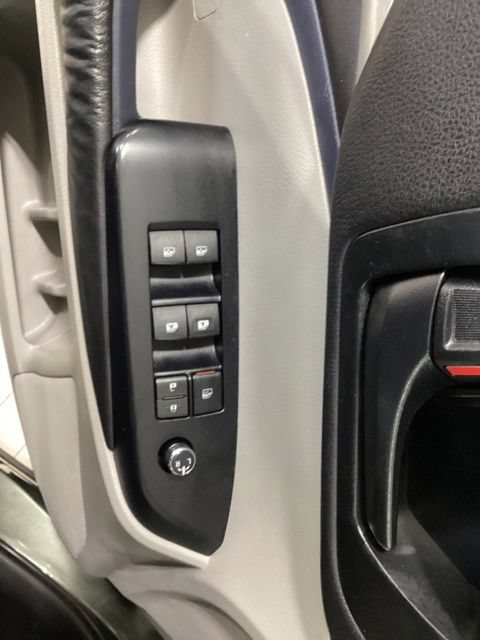Used 2016 Toyota Highlander Plus AWD/4WD image 18