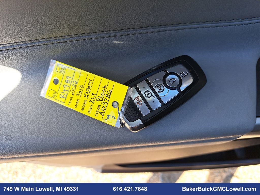 Used 2022 Ford Explorer XLT w/ XLT Sport Appearance Package image 38