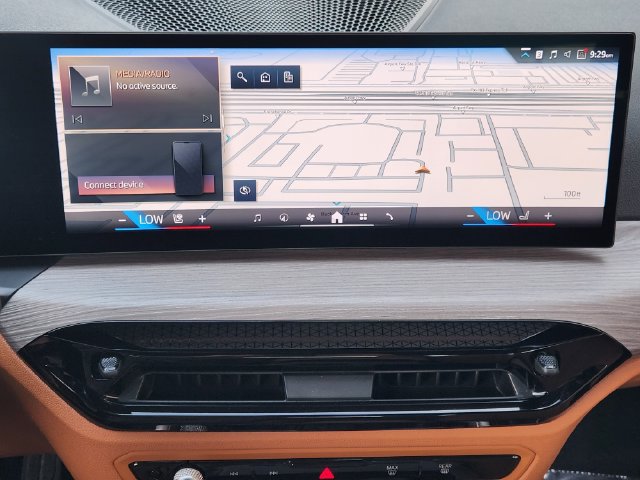 Used 2026 BMW 430i Coupe w/ M Sport Package RWD image 5