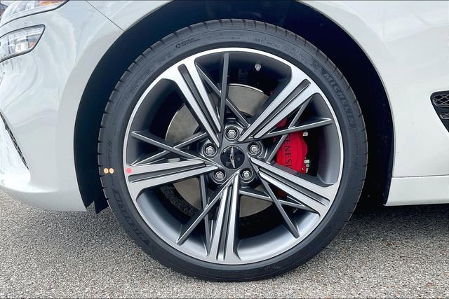 New 2025 Genesis G70 3.3T Advanced image 12