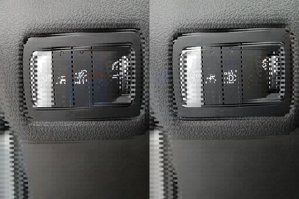 Used 2024 Chevrolet Blazer EV LT image 26