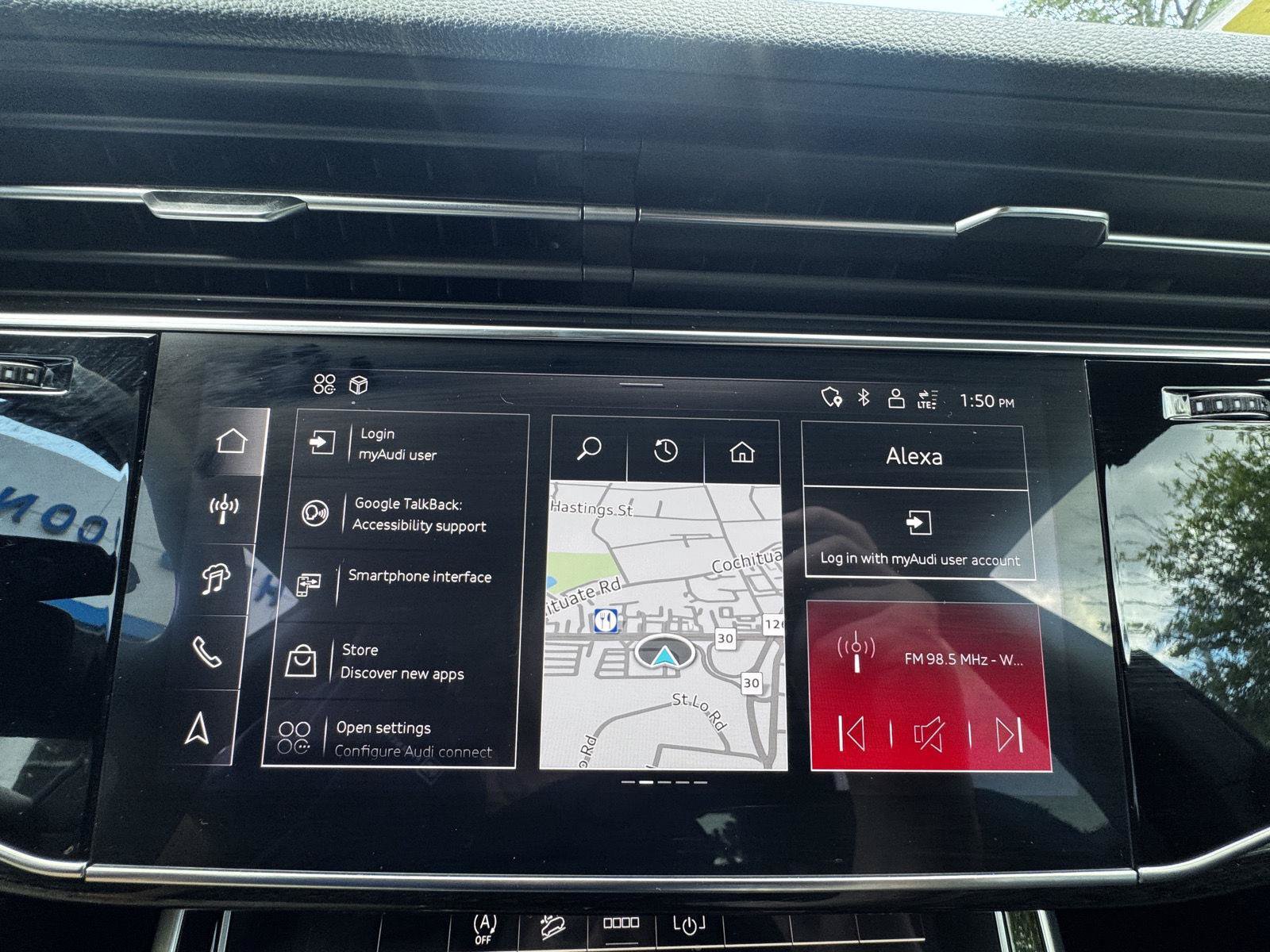 Used 2025 Audi Q8 Premium AWD/4WD image 23