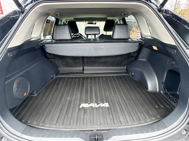 Used 2021 Toyota RAV4 Limited image 30