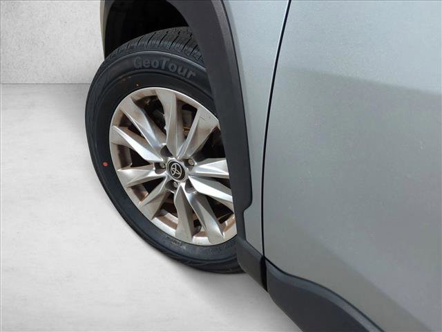 Used 2022 Toyota Corolla Cross LE FWD image 10