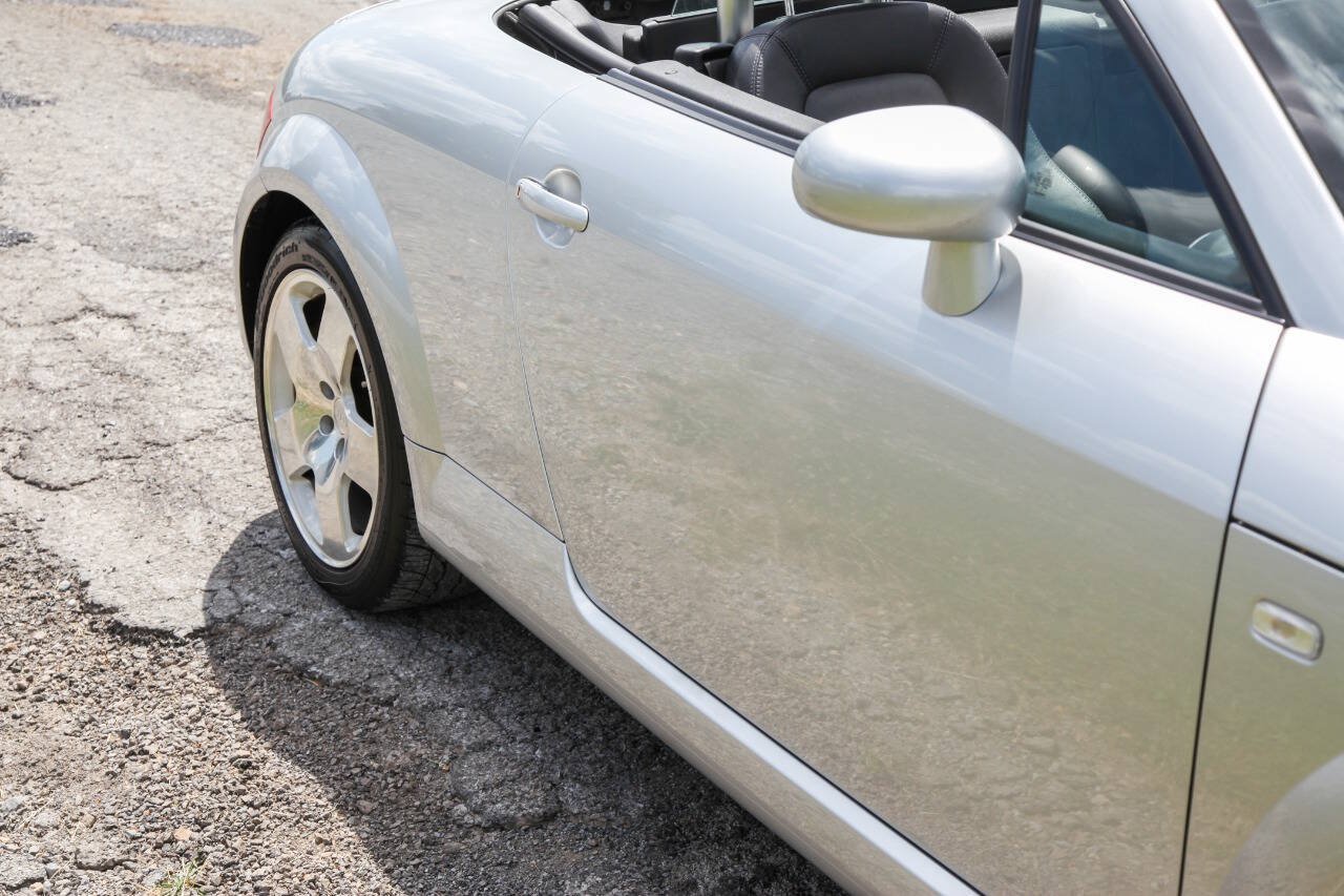 Used 2001 Audi TT 1.8T AWD/4WD image 24