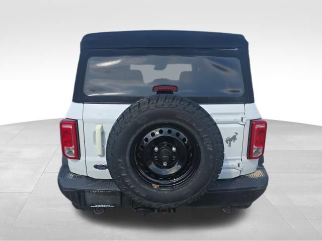 Used 2021 Ford Bronco Black Diamond image 4