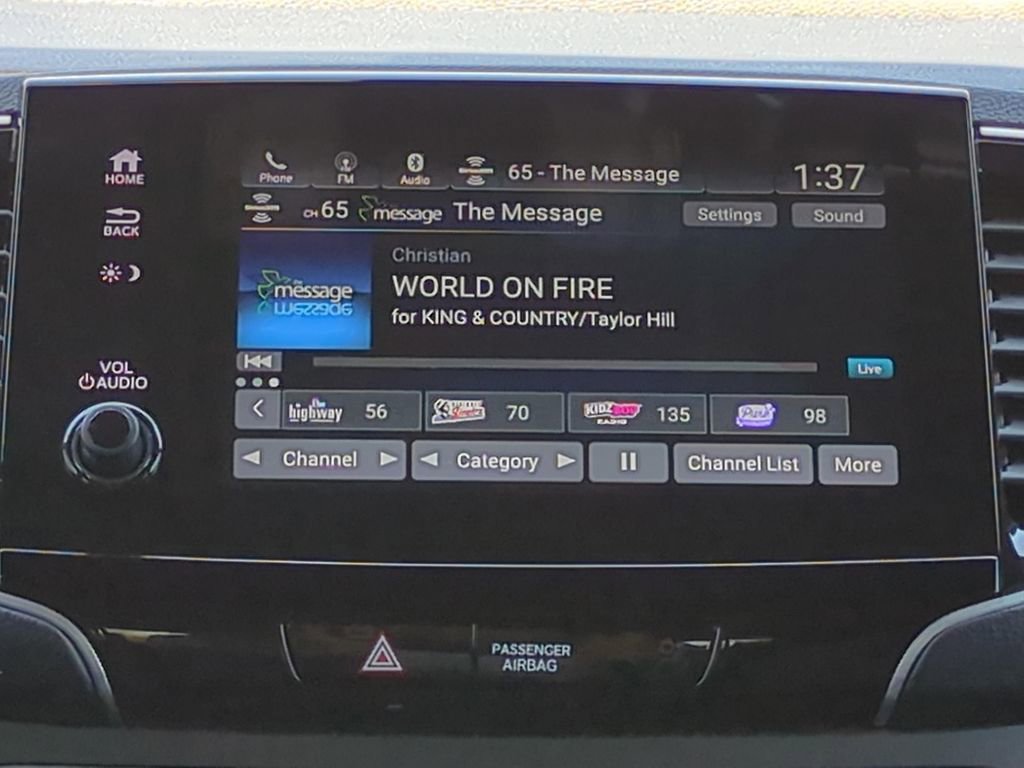 Used 2023 Honda Passport EX-L image 25