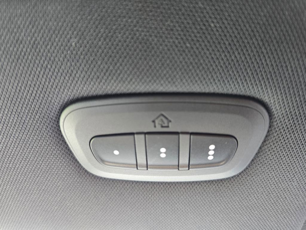 Used 2026 Jeep Cherokee Limited AWD/4WD image 24