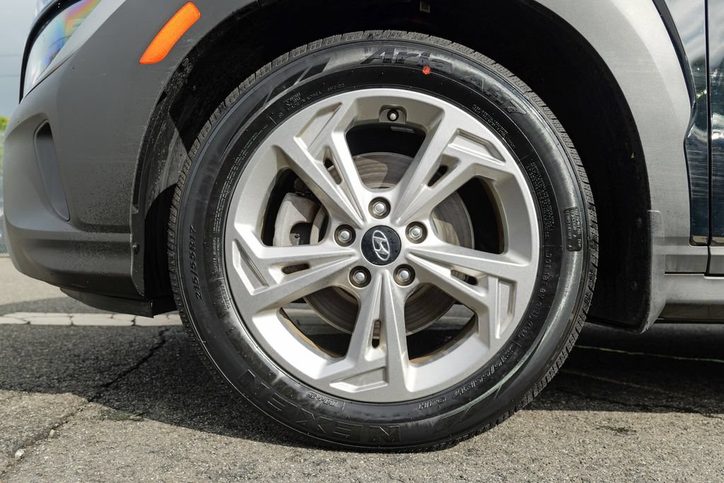 Used 2023 Hyundai Kona SEL AWD/4WD image 15