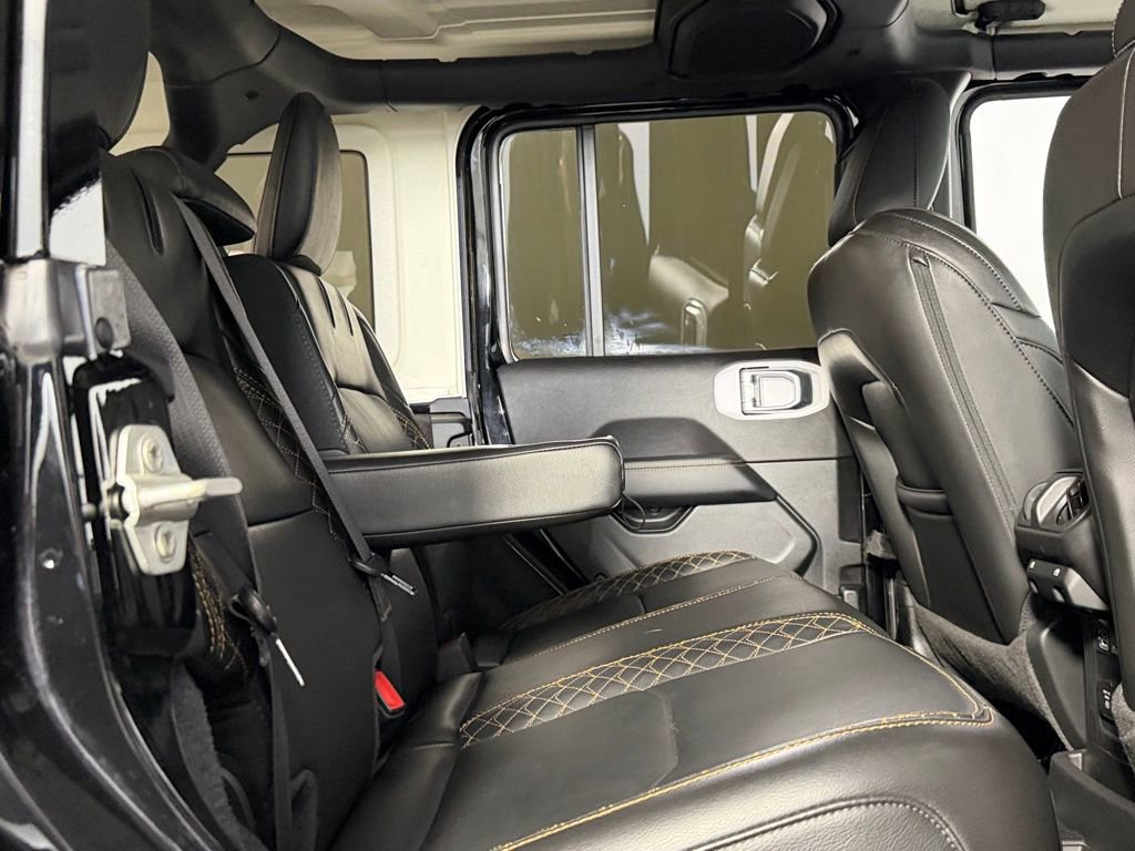 Used 2023 Jeep Wrangler Unlimited Sahara image 29