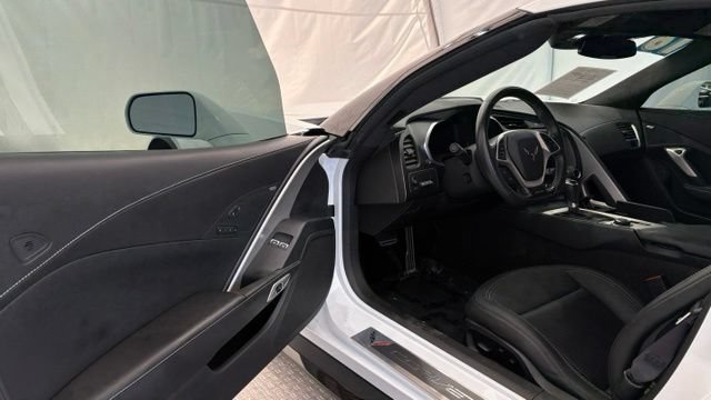 Used 2016 Chevrolet Corvette Z06 w/ 3LZ Preferred Equipment Group RWD image 23