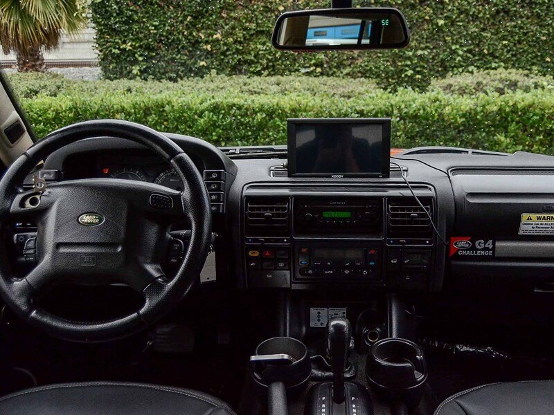 Used 2004 Land Rover Discovery S AWD/4WD image 16