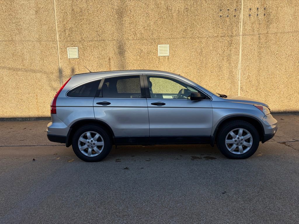 Used 2011 Honda CR-V SE image 8