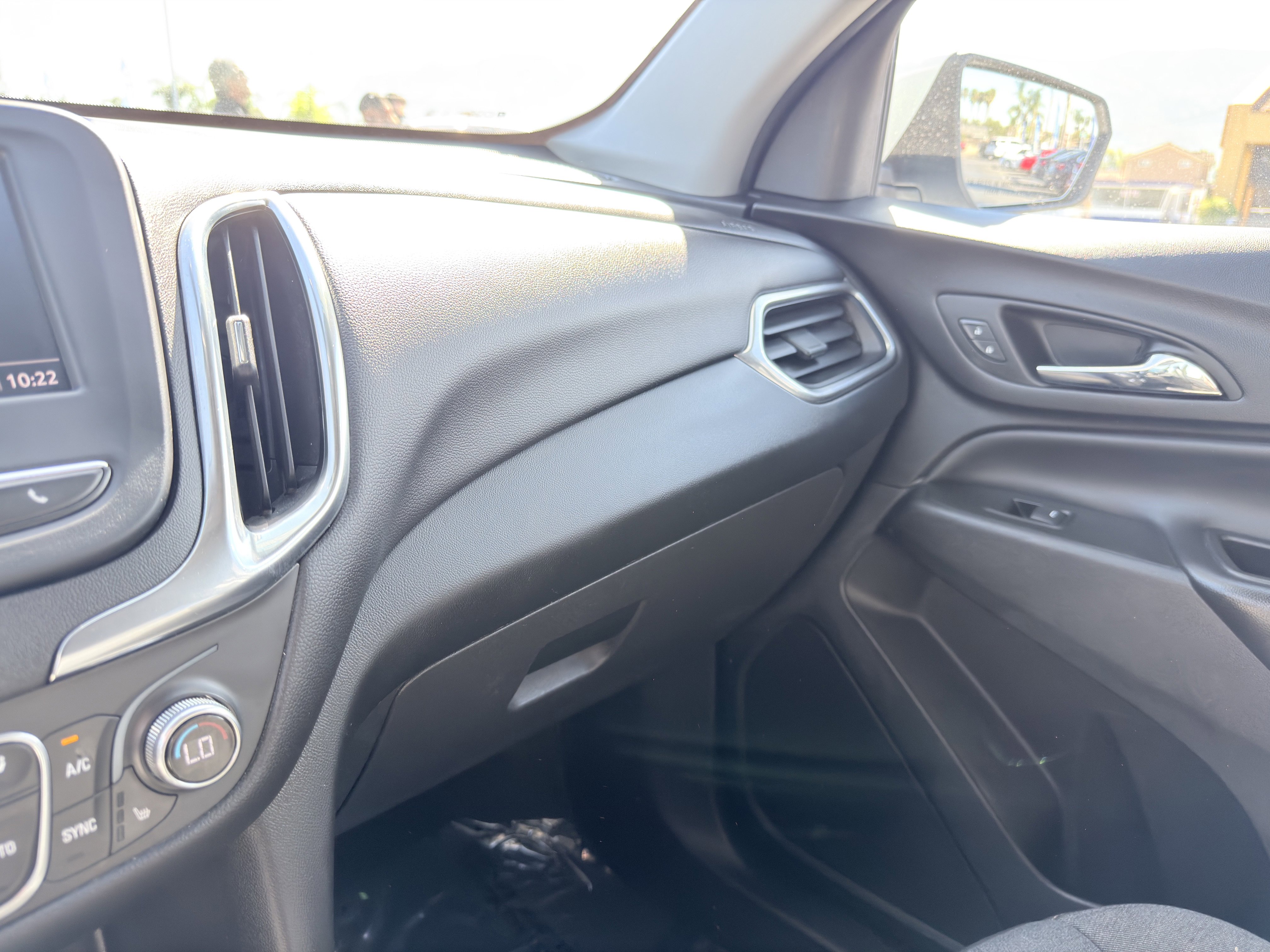 Used 2024 Chevrolet Equinox LT image 37