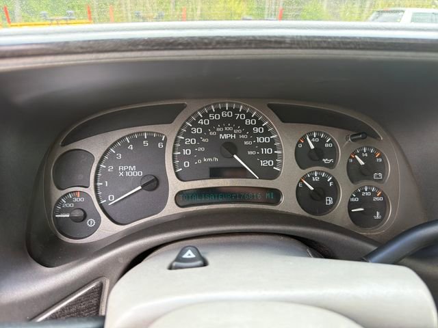Used 2005 GMC Yukon Denali AWD/4WD image 15