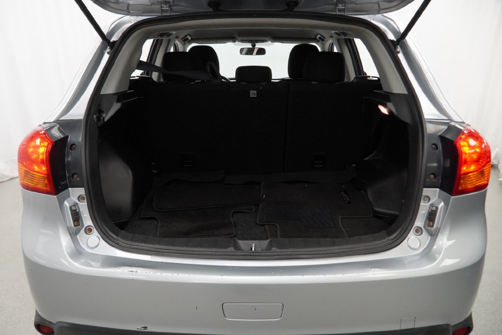 Used 2016 Mitsubishi Outlander Sport ES FWD image 32
