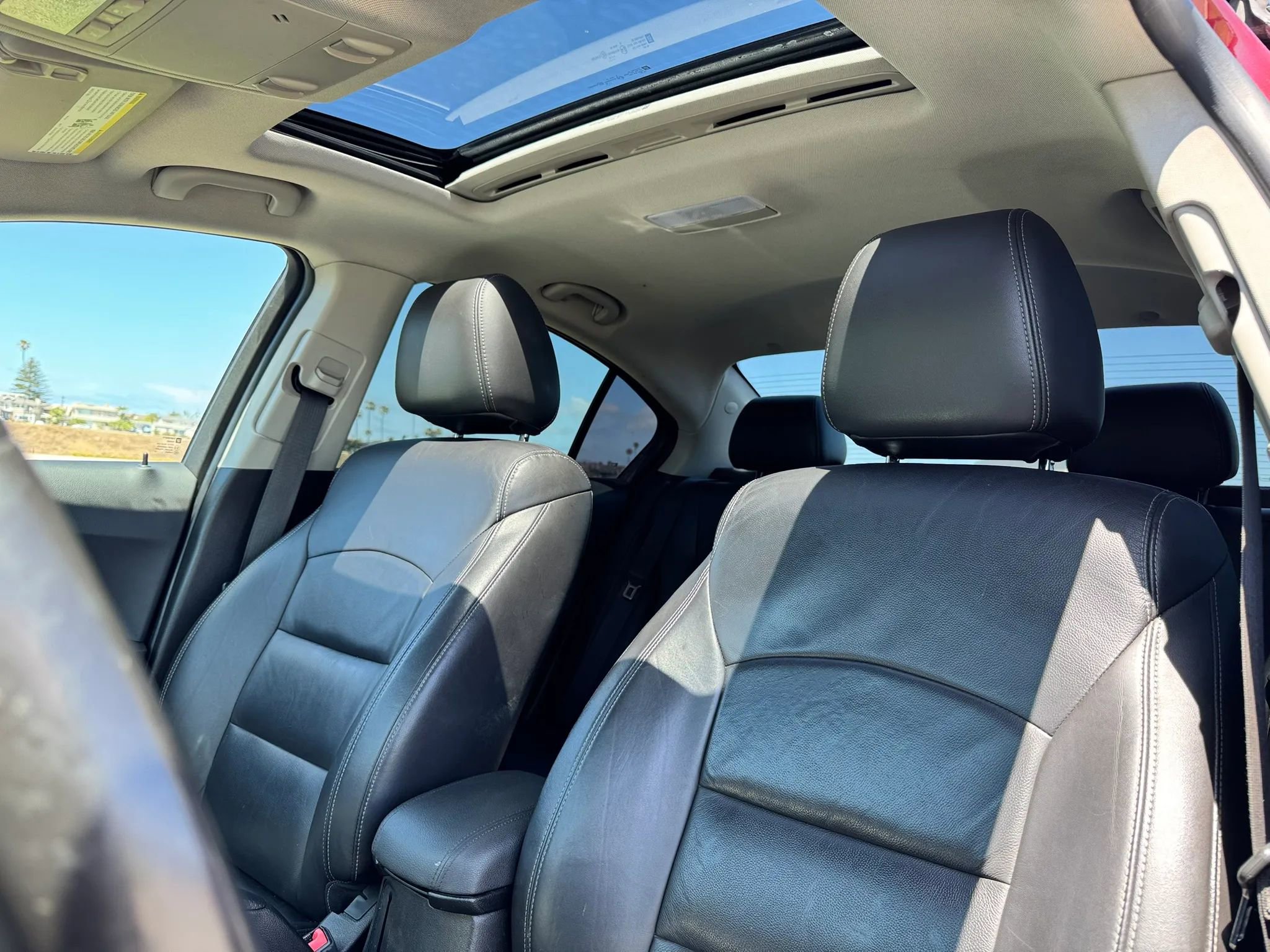 Used 2016 Chevrolet Cruze LTZ w/ Sun, Sound and Sport Package FWD image 17