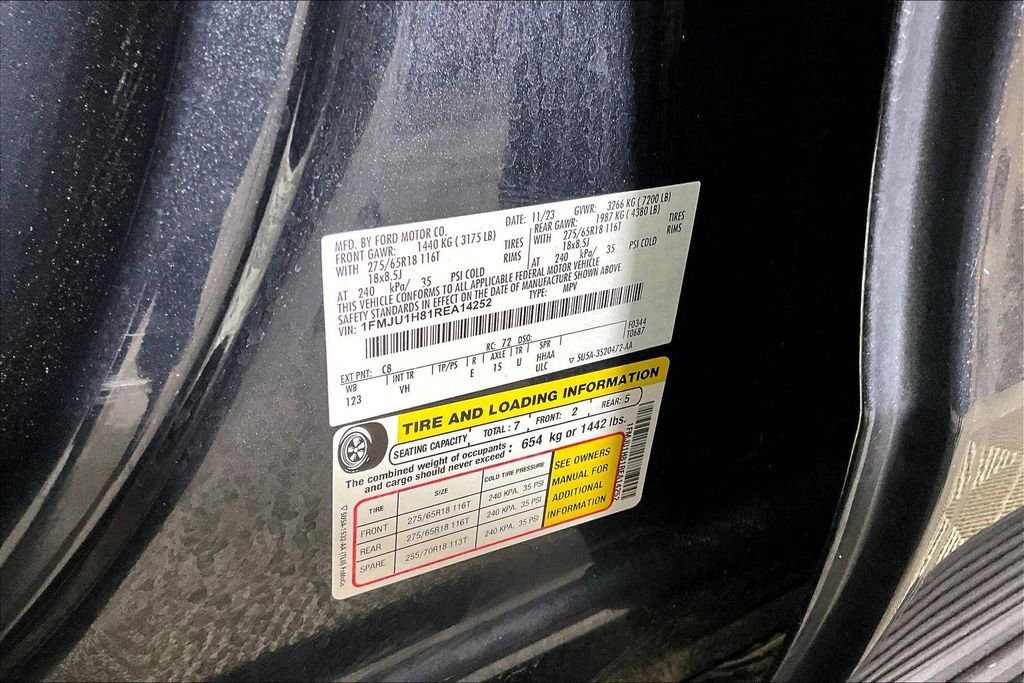 Certified 2024 Ford Expedition XLT image 27