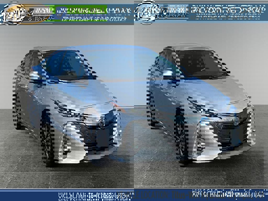 Used 2017 Toyota Prius Prime Advanced image 1