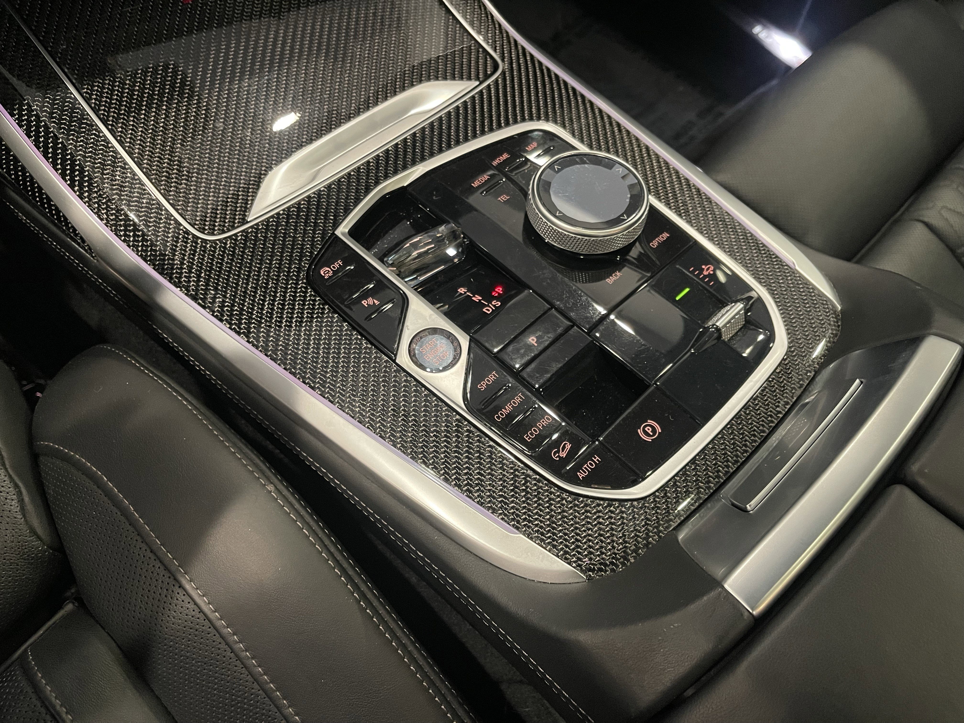 Used 2024 BMW X7 M60i w/ Executive Package image 18