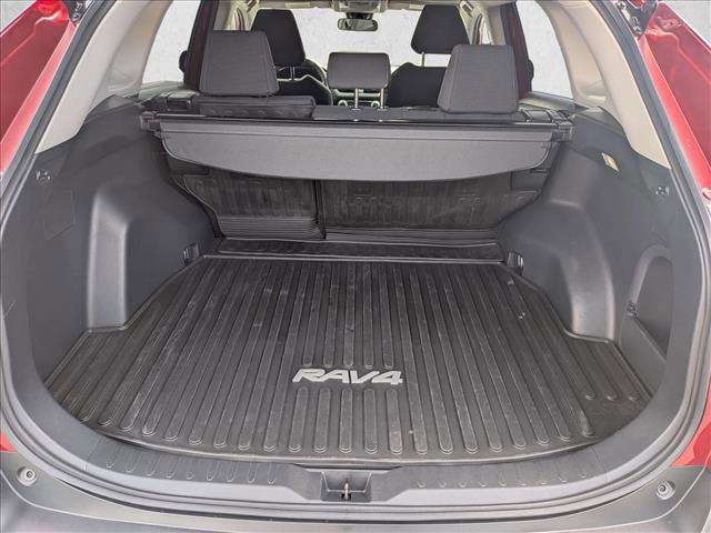 Used 2023 Toyota RAV4 LE AWD/4WD image 6