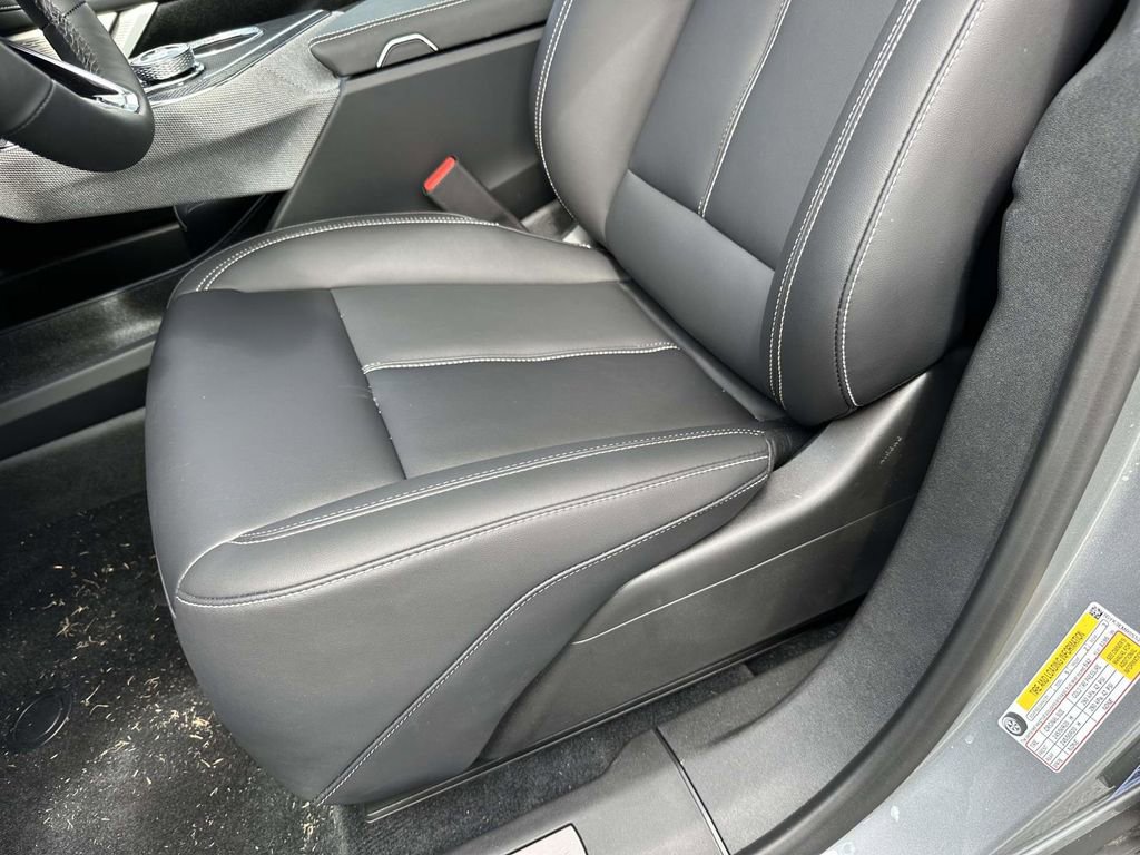 New 2025 Cadillac Optiq Sport 1 image 15