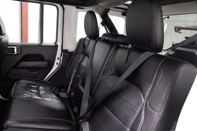 Used 2022 Jeep Wrangler Unlimited Sahara w/ Cold Weather Group image 10