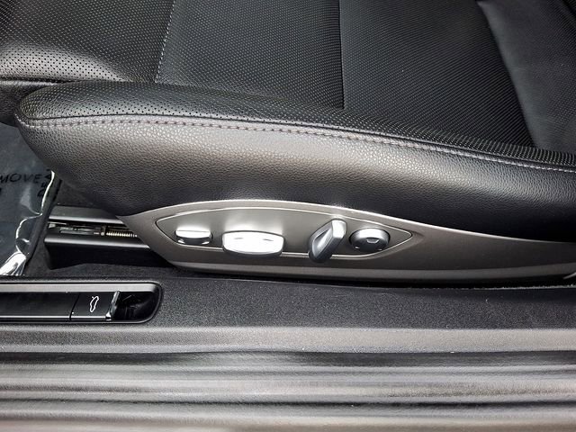 Certified 2015 Porsche 911 Targa 4S image 18