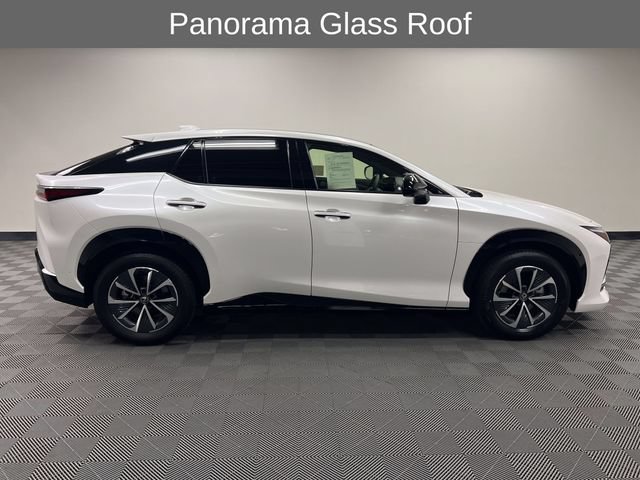 Certified 2023 Lexus RZ 450e Premium w/ Technology Package AWD/4WD image 4