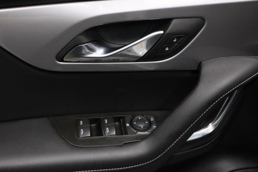 Used 2025 Chevrolet Blazer LT AWD/4WD image 23