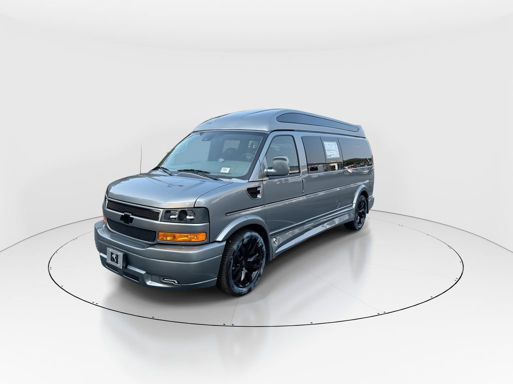 New 2026 Chevrolet Express 2500 Extended w/ Driver Convenience Package RWD image 4