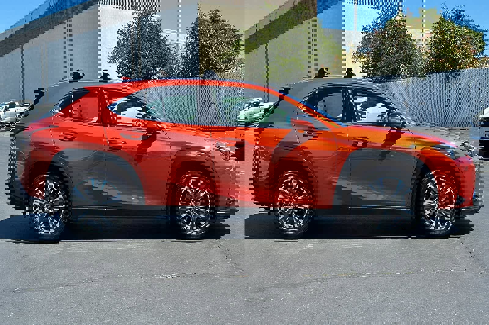 Used 2019 Lexus UX 200 w/ Premium Package image 6