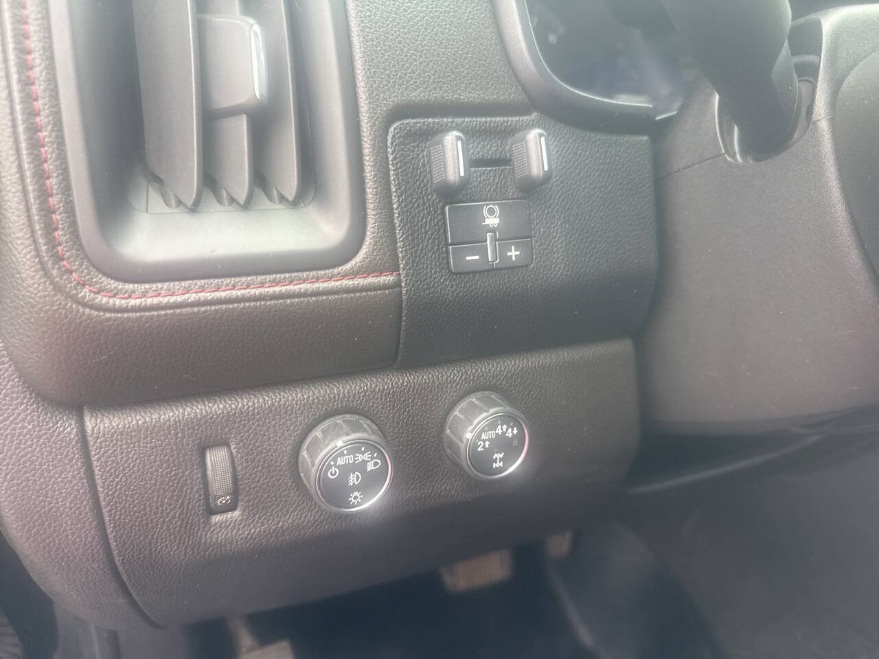 Used 2017 GMC Canyon SLE w/ All Terrain X Package AWD/4WD image 20
