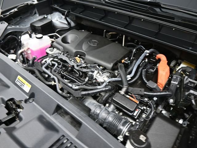 Used 2024 Toyota Highlander XLE image 12