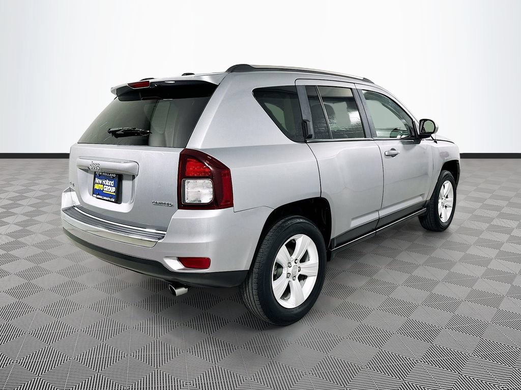 Used 2015 Jeep Compass Limited w/ Sun/Sound Group AWD/4WD image 7
