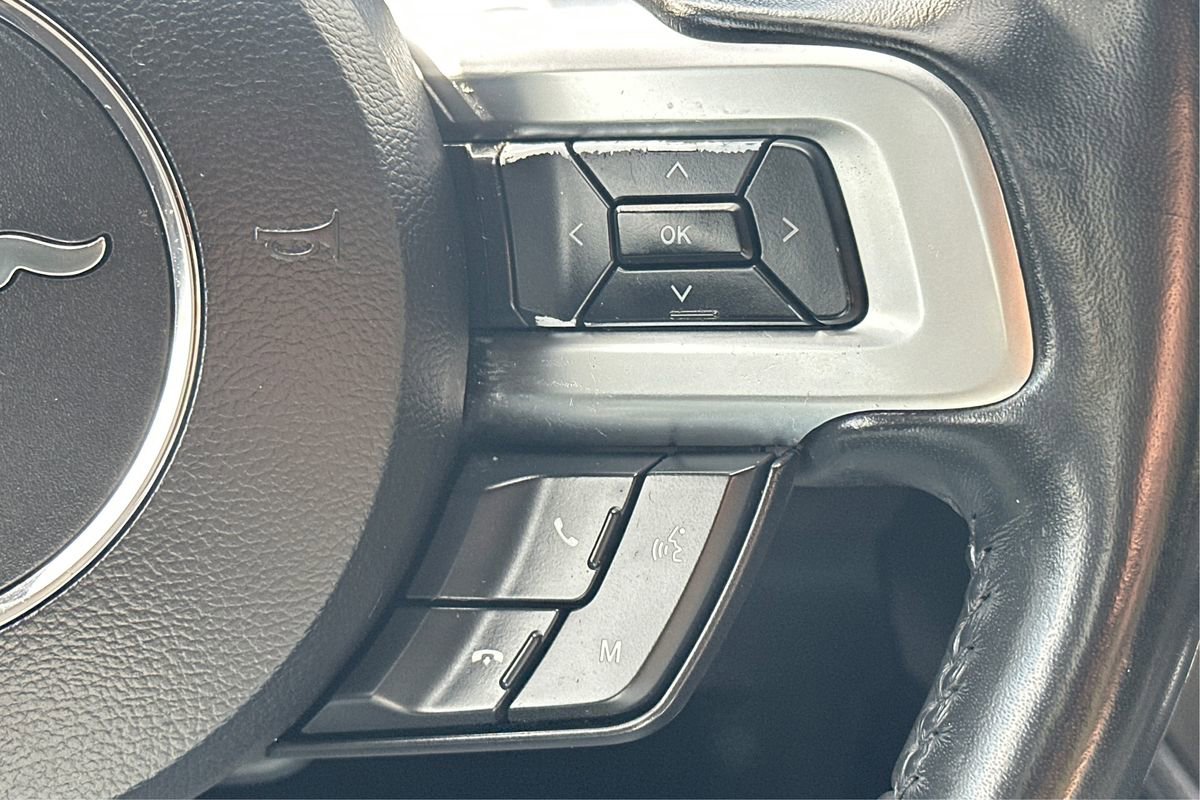 Used 2018 Ford Mustang Coupe image 31