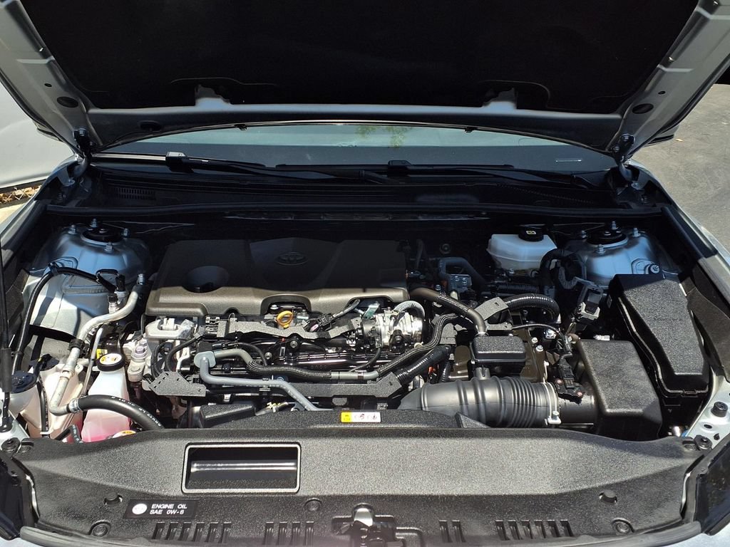 Used 2025 Toyota Camry LE FWD image 3