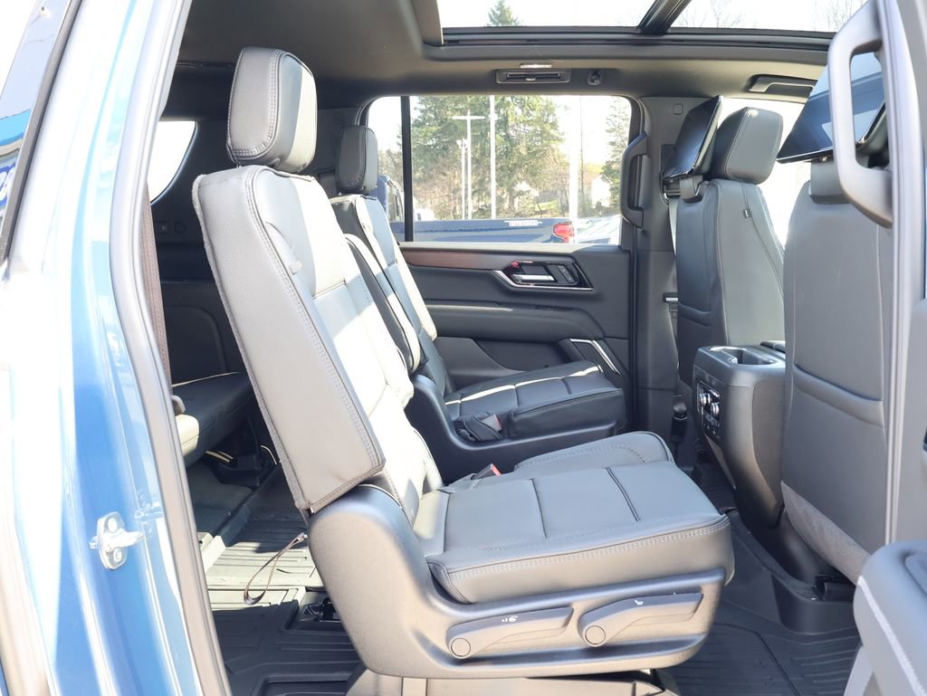 New 2026 GMC Yukon XL Denali w/ Advanced Technology Package image 42