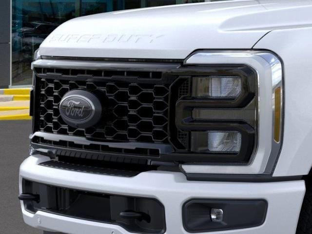 New 2026 Ford F250 Lariat w/ Black Appearance Package image 17