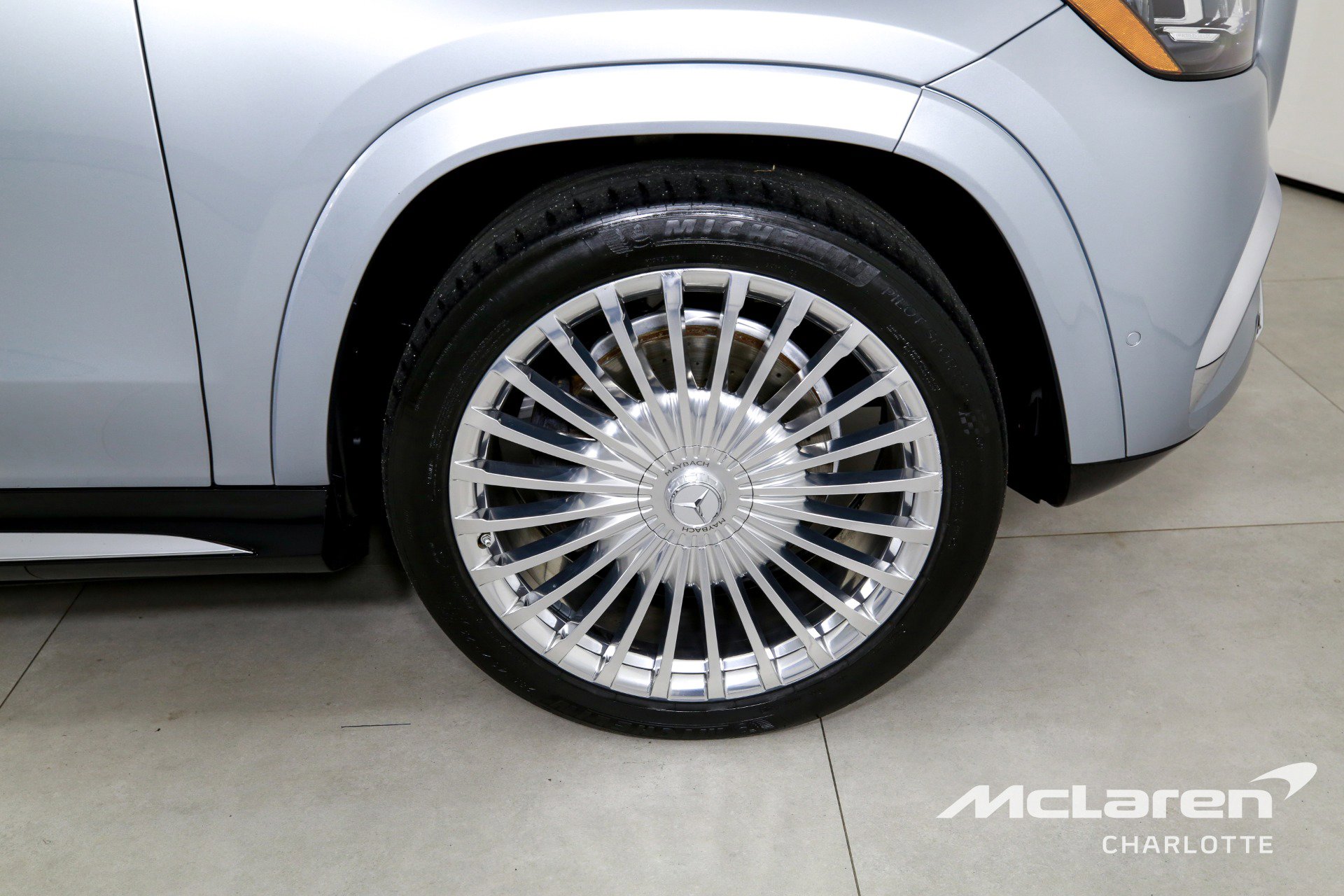 Used 2023 Mercedes-Benz Maybach GLS 600 4MATIC image 35