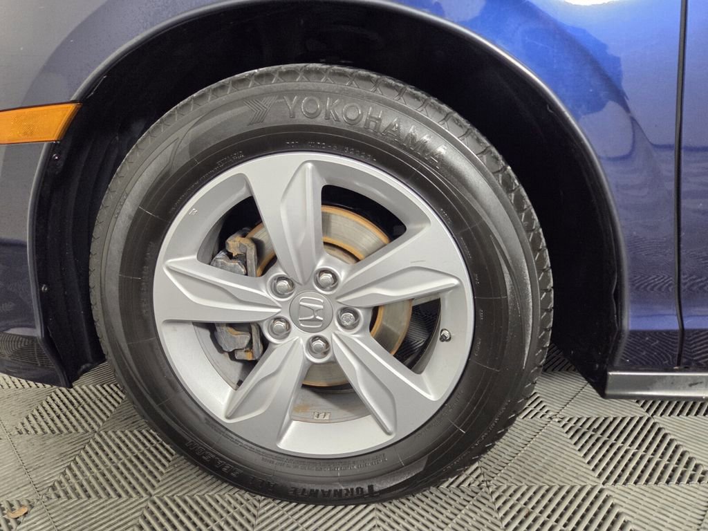 Used 2019 Honda Odyssey EX image 10
