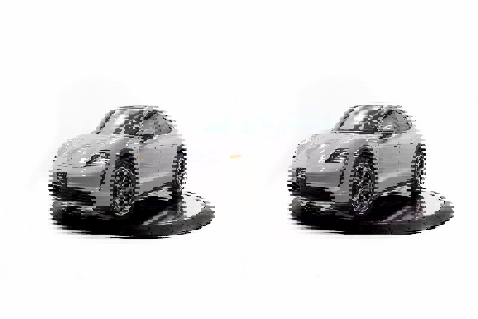 Certified 2024 Porsche Taycan 4 Cross Turismo video 1