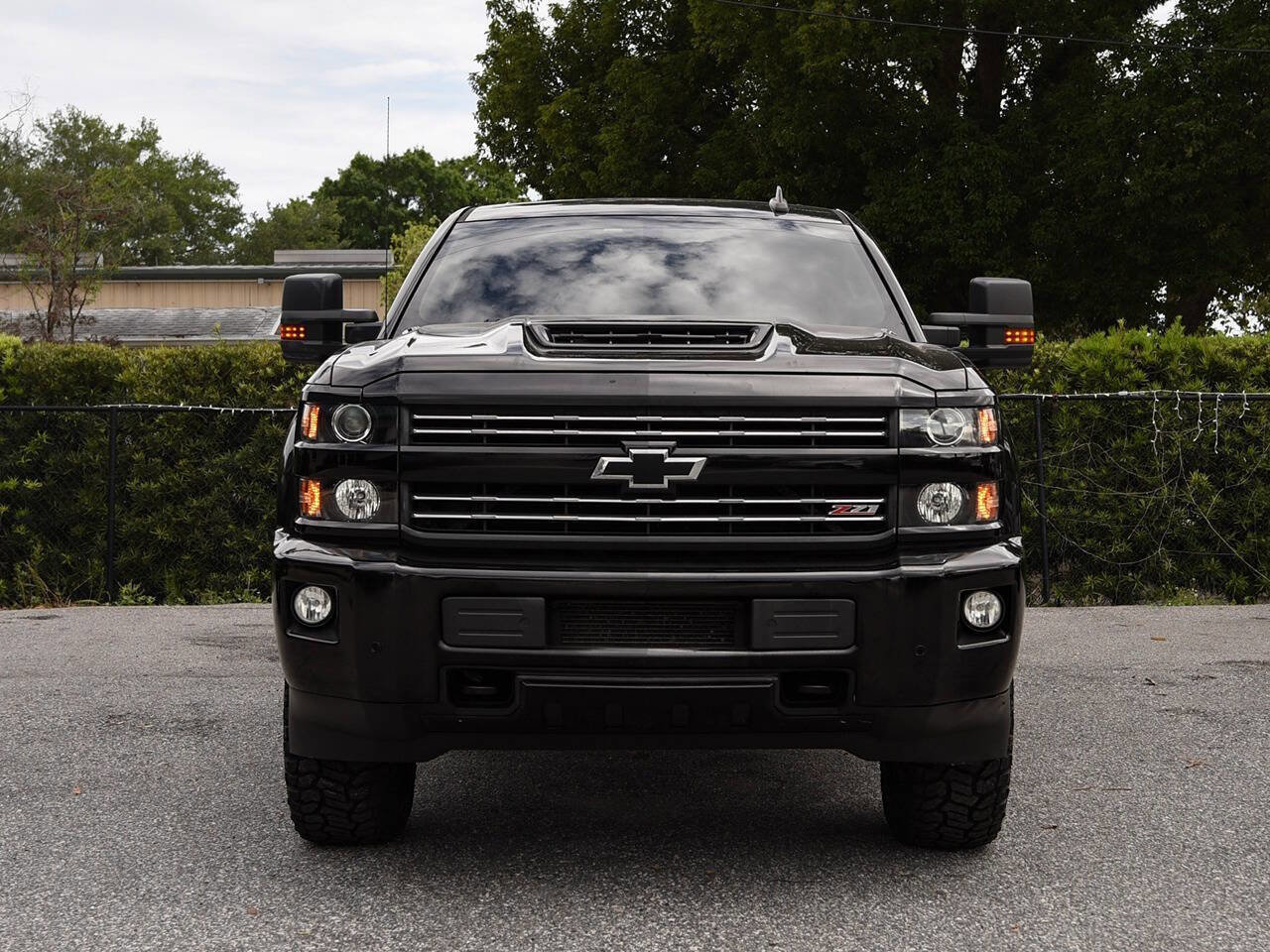 Used 2018 Chevrolet Silverado 2500 LTZ w/ Duramax Plus Package AWD/4WD image 4