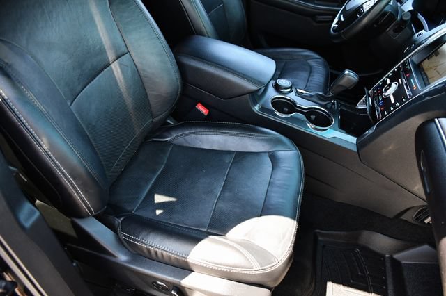 Used 2016 Ford Explorer Limited w/ Equipment Group 301A AWD/4WD image 31