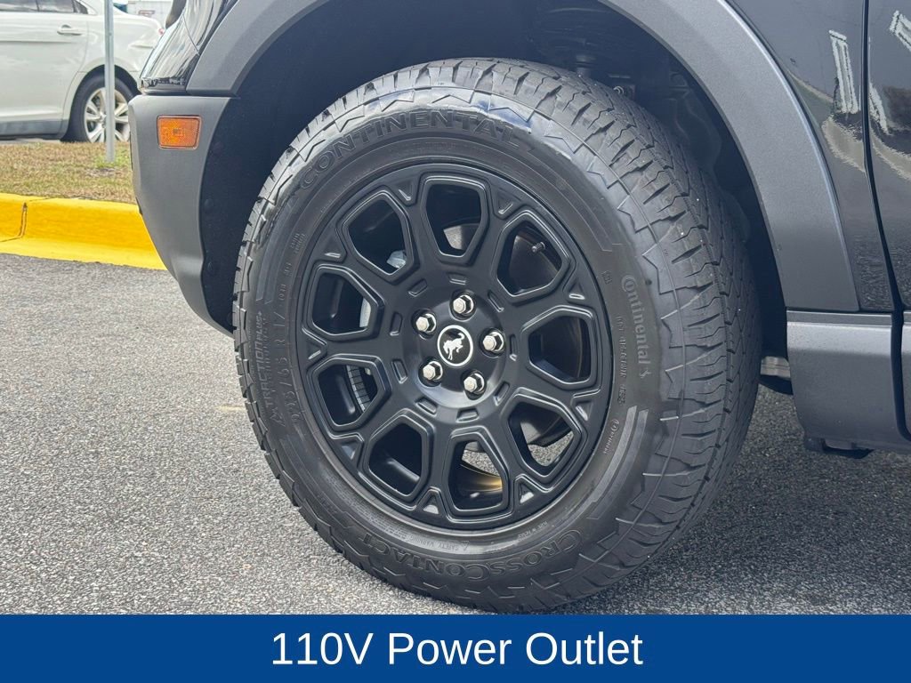 Used 2025 Ford Bronco Sport Badlands image 9