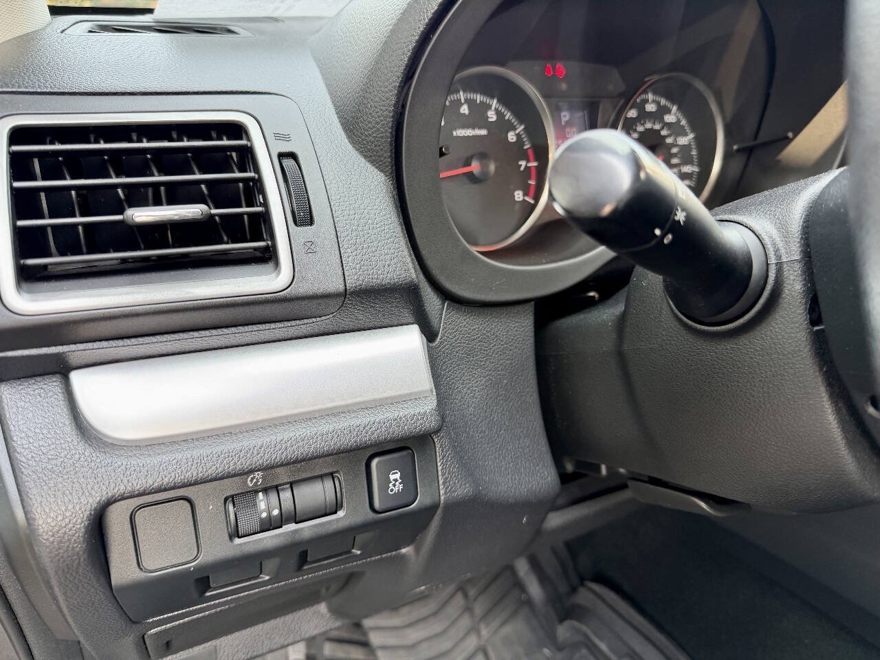 Used 2015 Subaru Impreza 2.0i AWD/4WD image 30